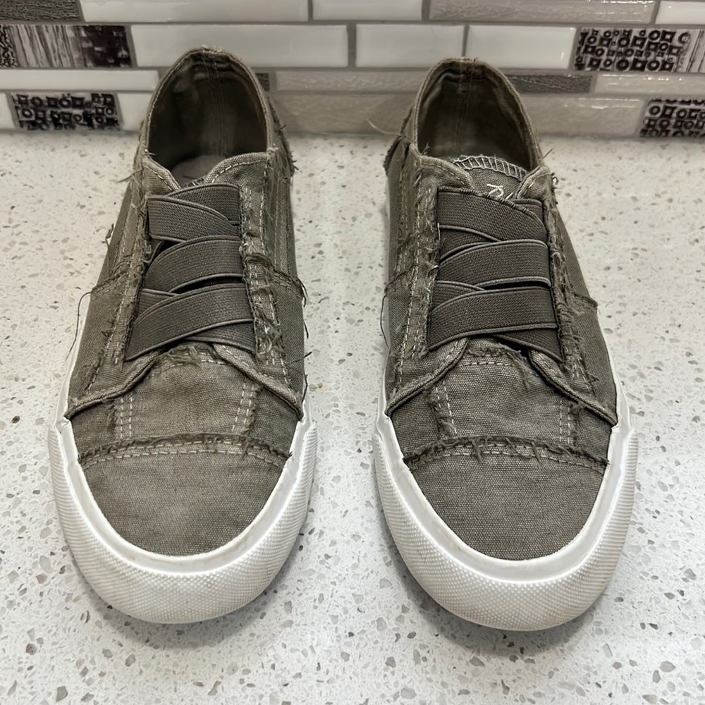 Blowfish olive/army green sneakers